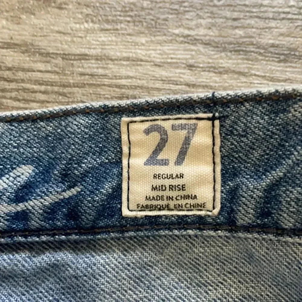 Free People Chewed Up Straight leg distressed ankle jeans Mid Rise women’s 27